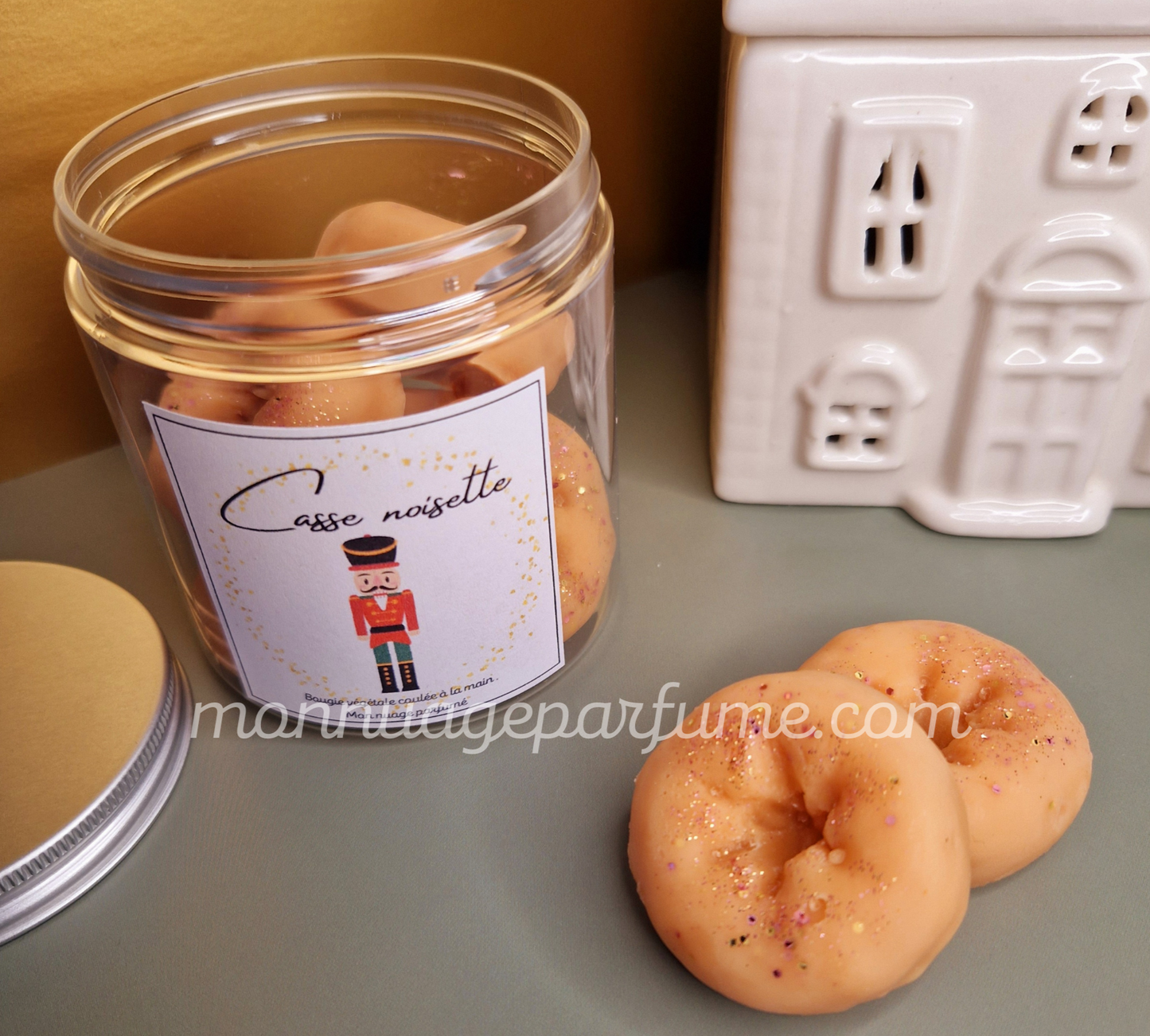 Pot de fondants parfumés "CASSE-NOISETTE" (Scoopable wax)